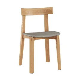 Nora chair